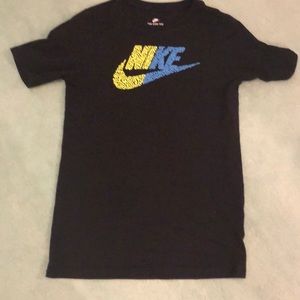 Nike Tshirt Boys XLarge